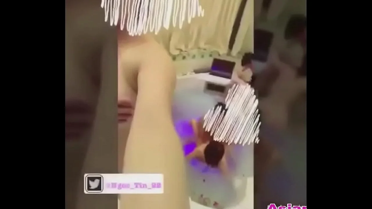 Pool Party Nauwi Sa Group Sex